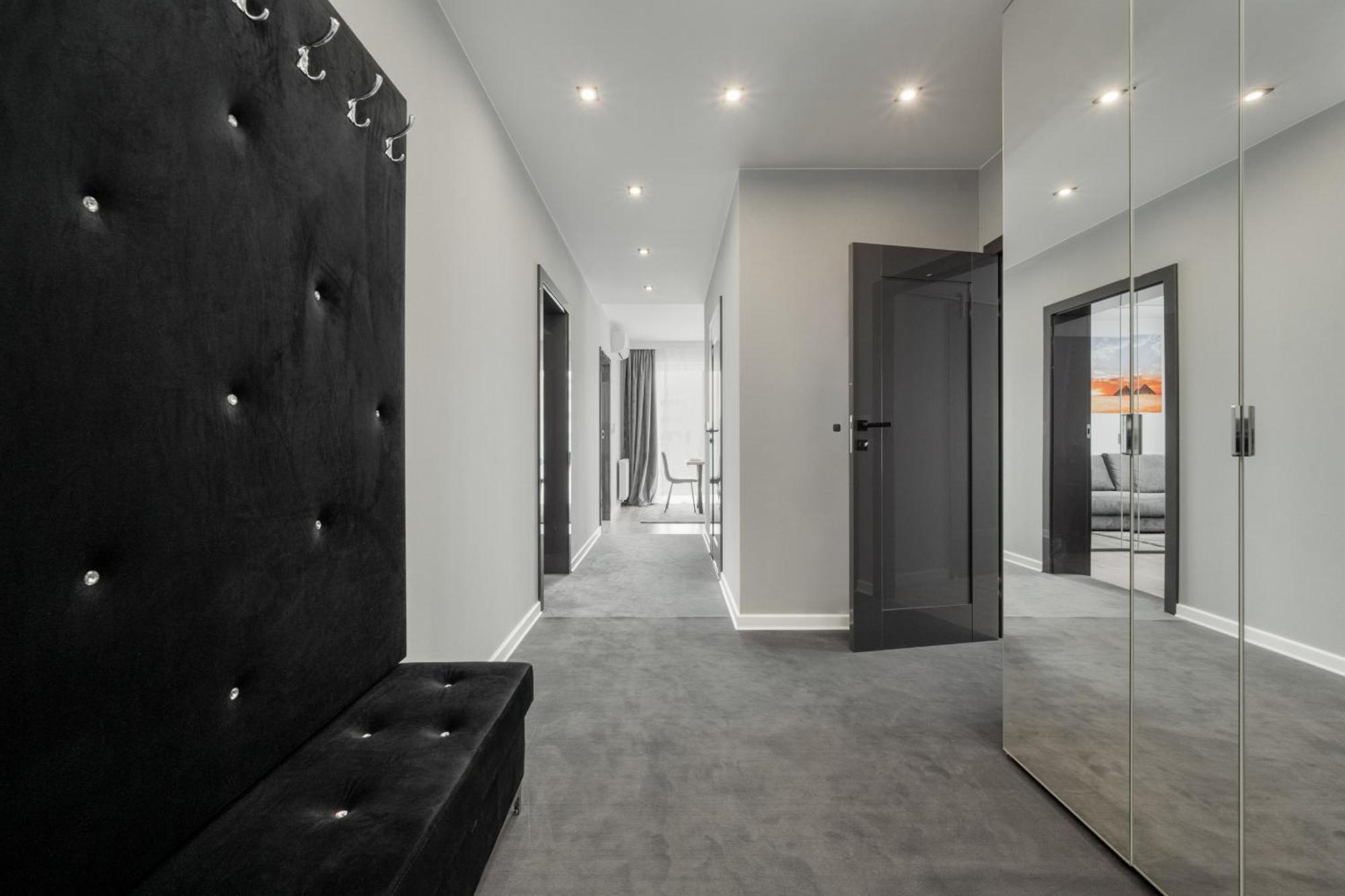 Luksusowy Apartament Z 3 Sypialniami, Klimatyzacja, Parkingiem I Biurkiem We Wroclawiu By Renters Prestige ภายนอก รูปภาพ