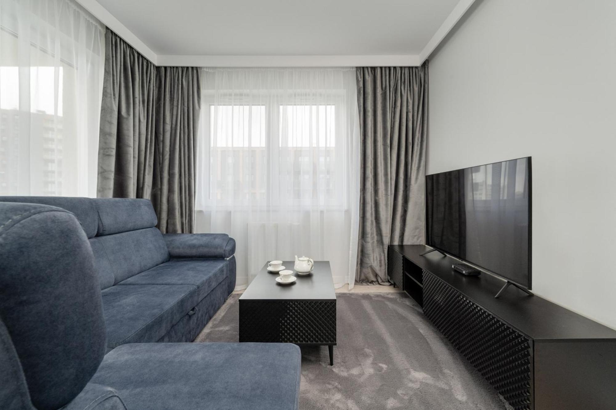 Luksusowy Apartament Z 3 Sypialniami, Klimatyzacja, Parkingiem I Biurkiem We Wroclawiu By Renters Prestige ภายนอก รูปภาพ