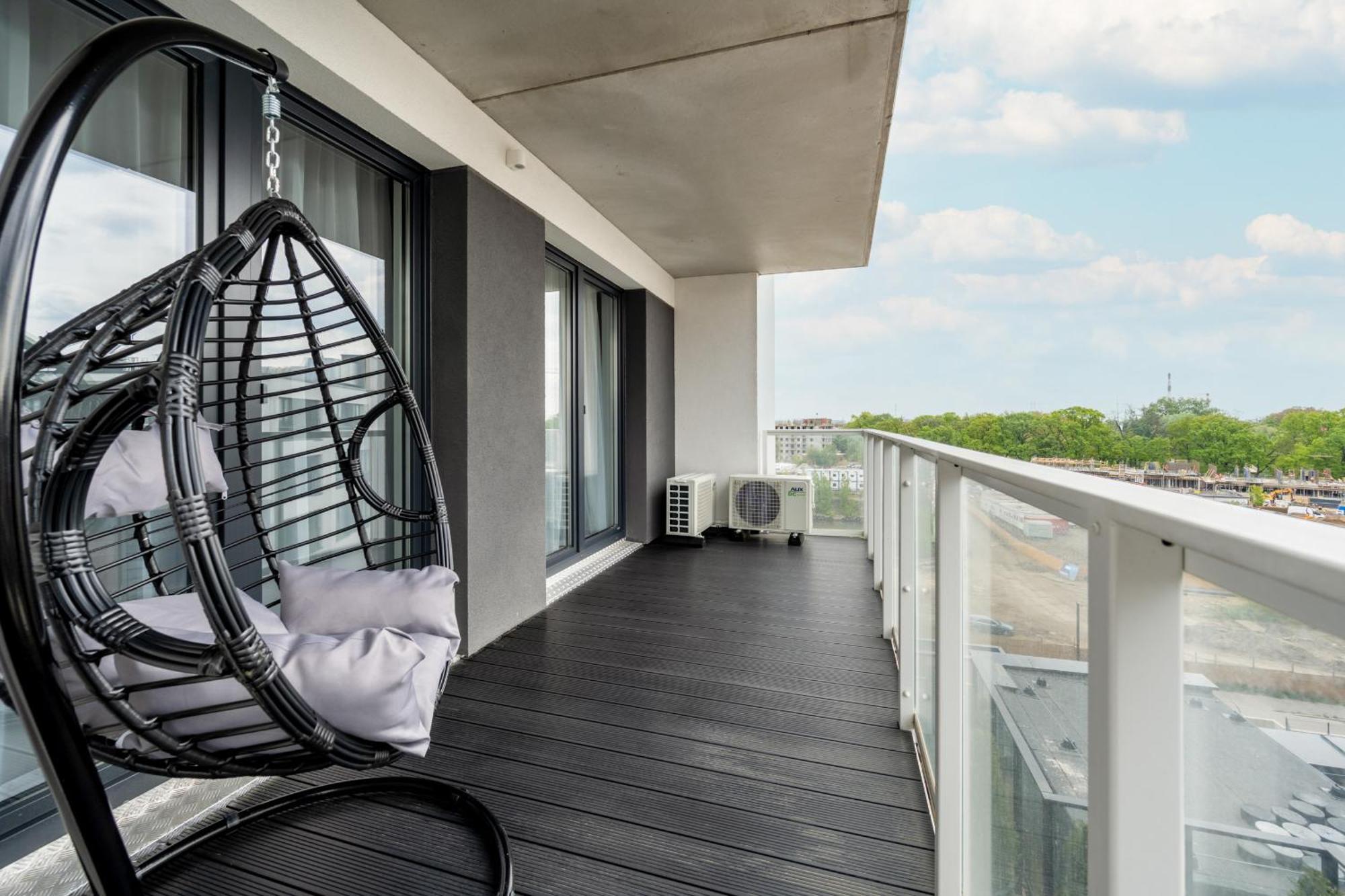 Luksusowy Apartament Z 3 Sypialniami, Klimatyzacja, Parkingiem I Biurkiem We Wroclawiu By Renters Prestige ภายนอก รูปภาพ
